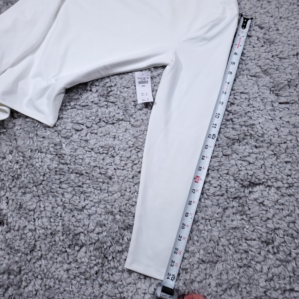 Abercrombie Soft A&F Collection Crew Neck Long Sleeve White Bodysuit Size Large - Picture 8 of 8